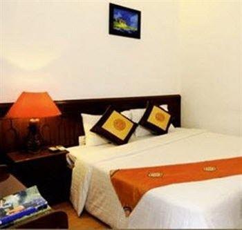 Real Vietnam Hotel Ханой Экстерьер фото