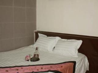 Real Vietnam Hotel Ханой Экстерьер фото