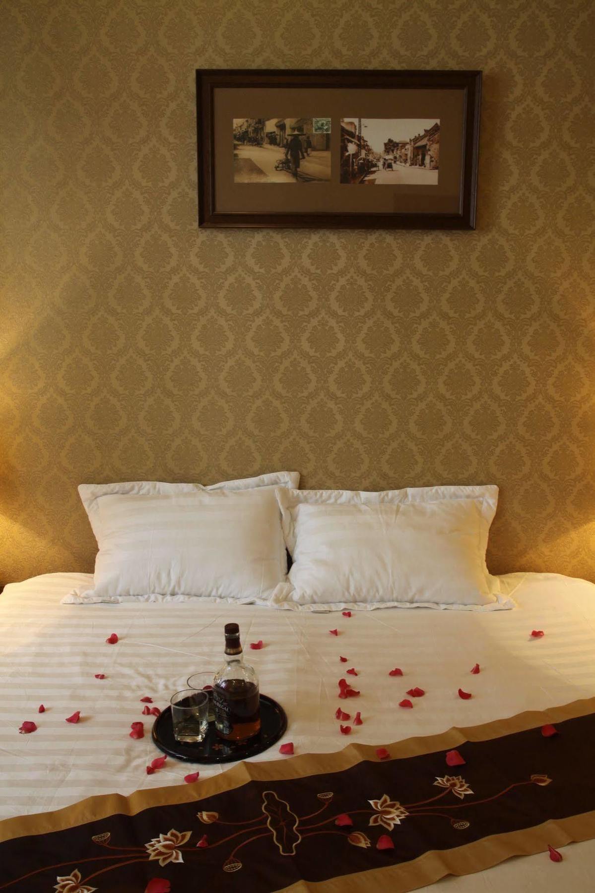Real Vietnam Hotel Ханой Экстерьер фото